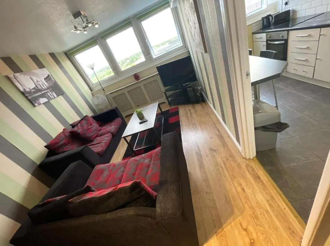 Victoria Centre Two Bedroom Apartments - City Centre In The Victoria Centre Shopping Centre Close To The Motorpoint Arena - With Kitchen And 4 Beds - Parking For Cars Or High Top Vans From Five Pounds A Day -Sunday 2Pm Check-Out - Flash Sale - Nottingham